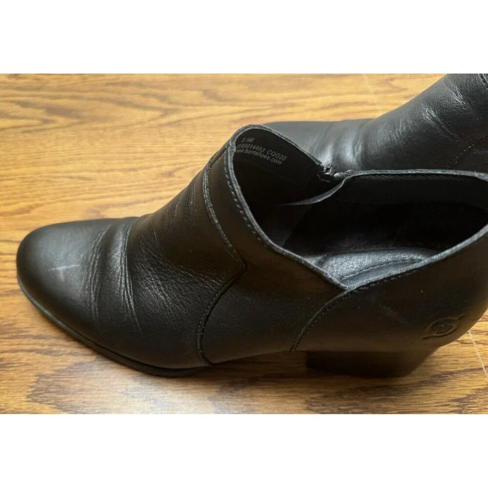 Born Caley Leather Booties Womens 8.5M‎ Dark Brown Stacked Heel
